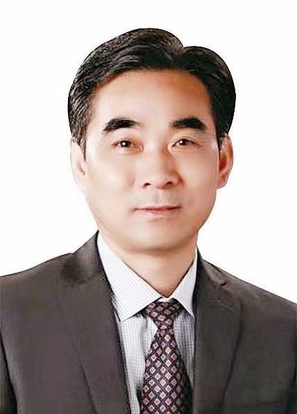 杨国儒.jpg